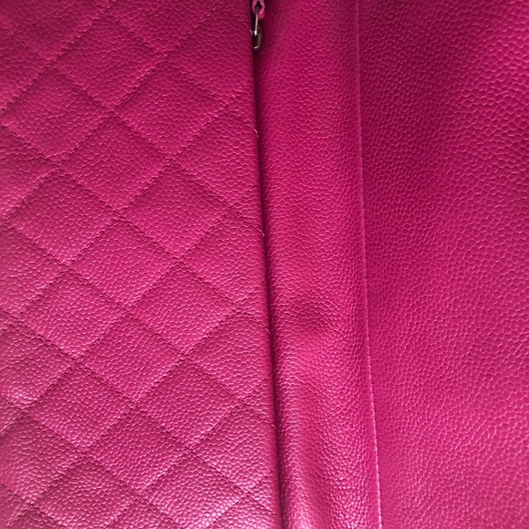Chanel flap pink caviar clutch - Picture 3 of 7